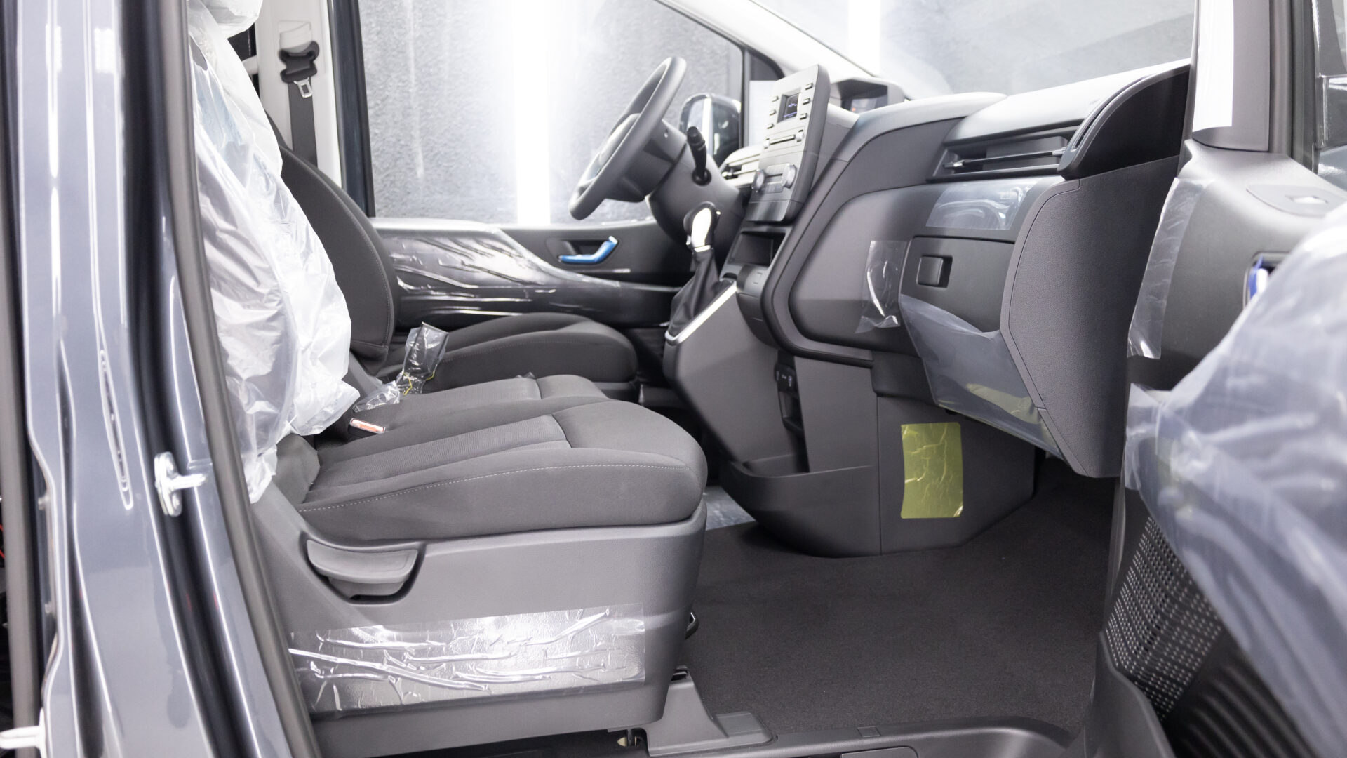 2024 Hyundai Staria 3.5L Petrol A/T