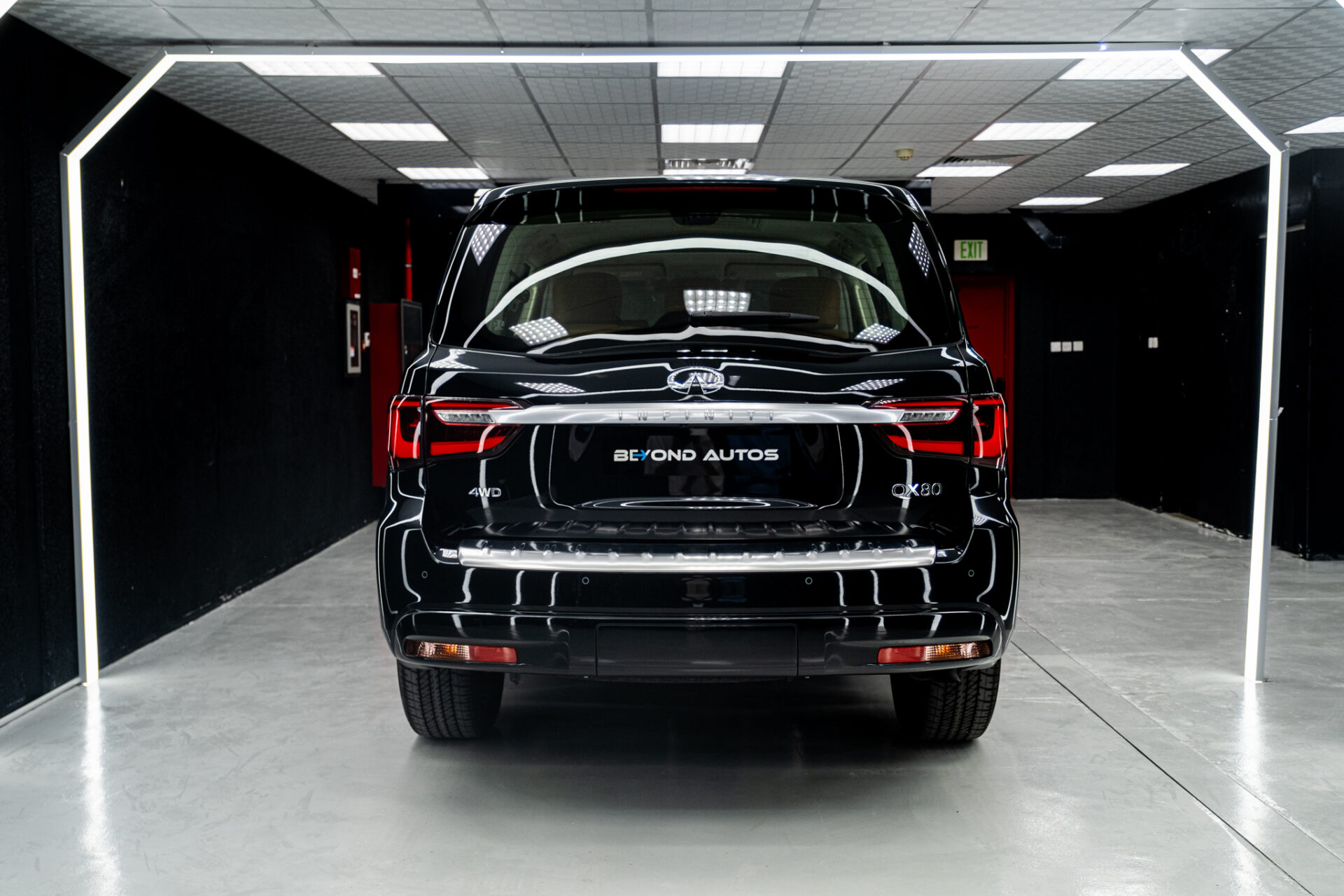 2023 INFINITI QX80 LUXE SENSORY V8 5.6L