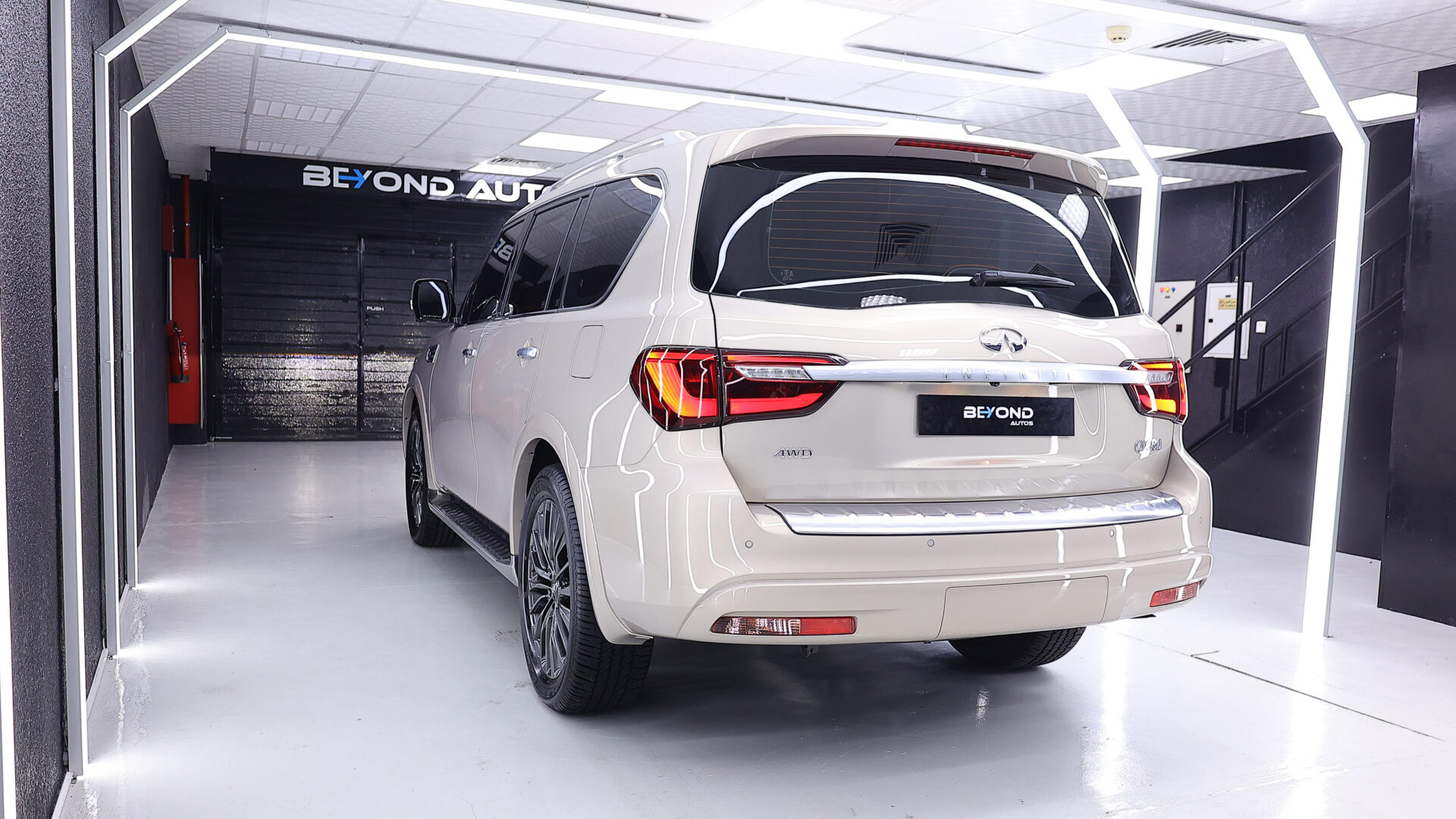 2023 INFINITI QX80 LUXE SENSORY V8 5.6L