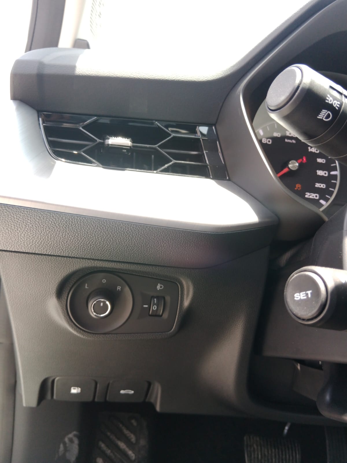 2024 MG GT 1.5L PETROL A/T