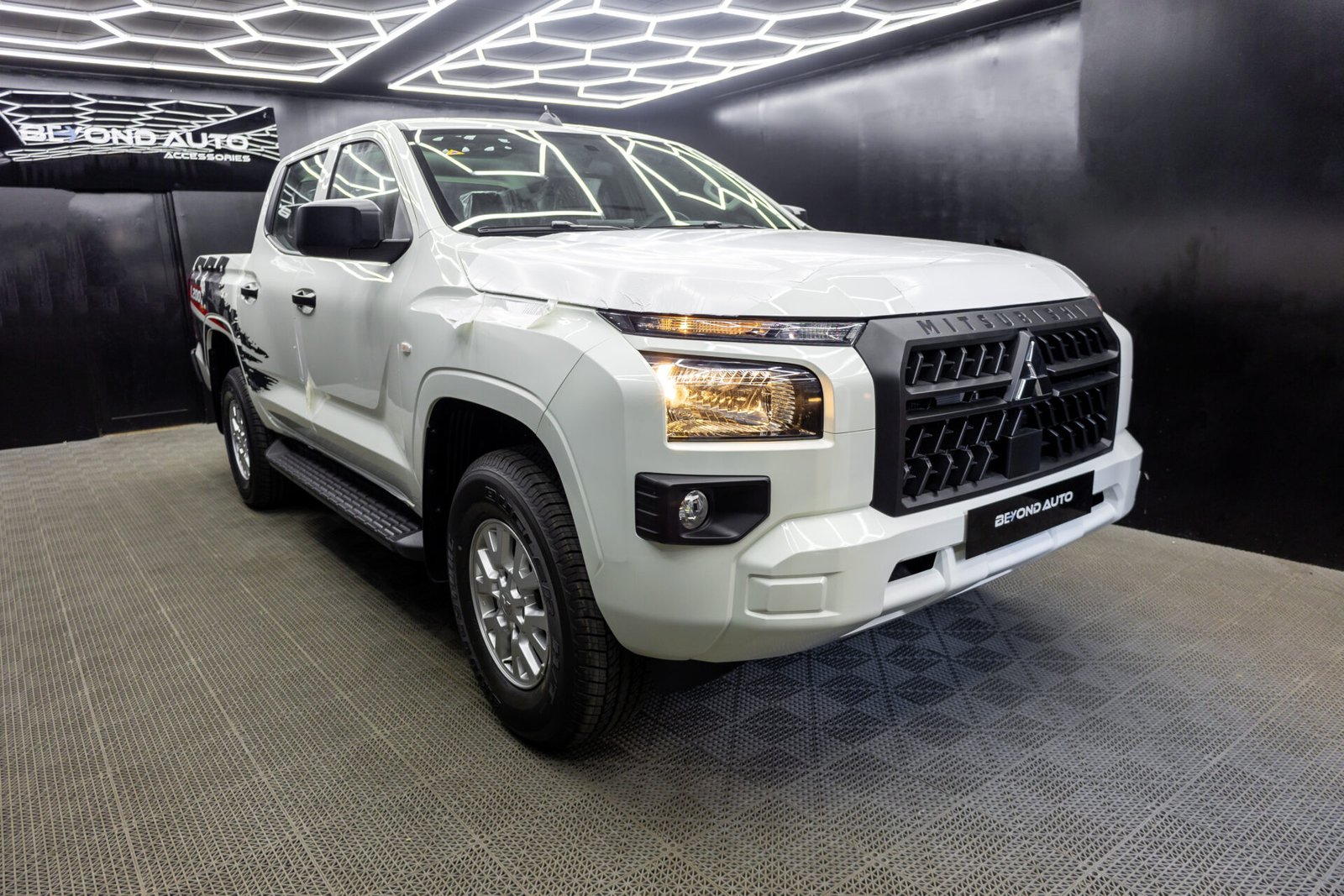 2024 Mitsubishi L200 Triton 2.4L PETROL MT