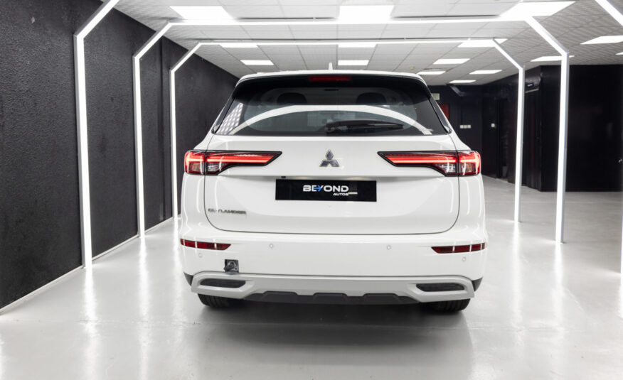 2024 Mitsubishi Outlander 2.5L Petrol A/T – White