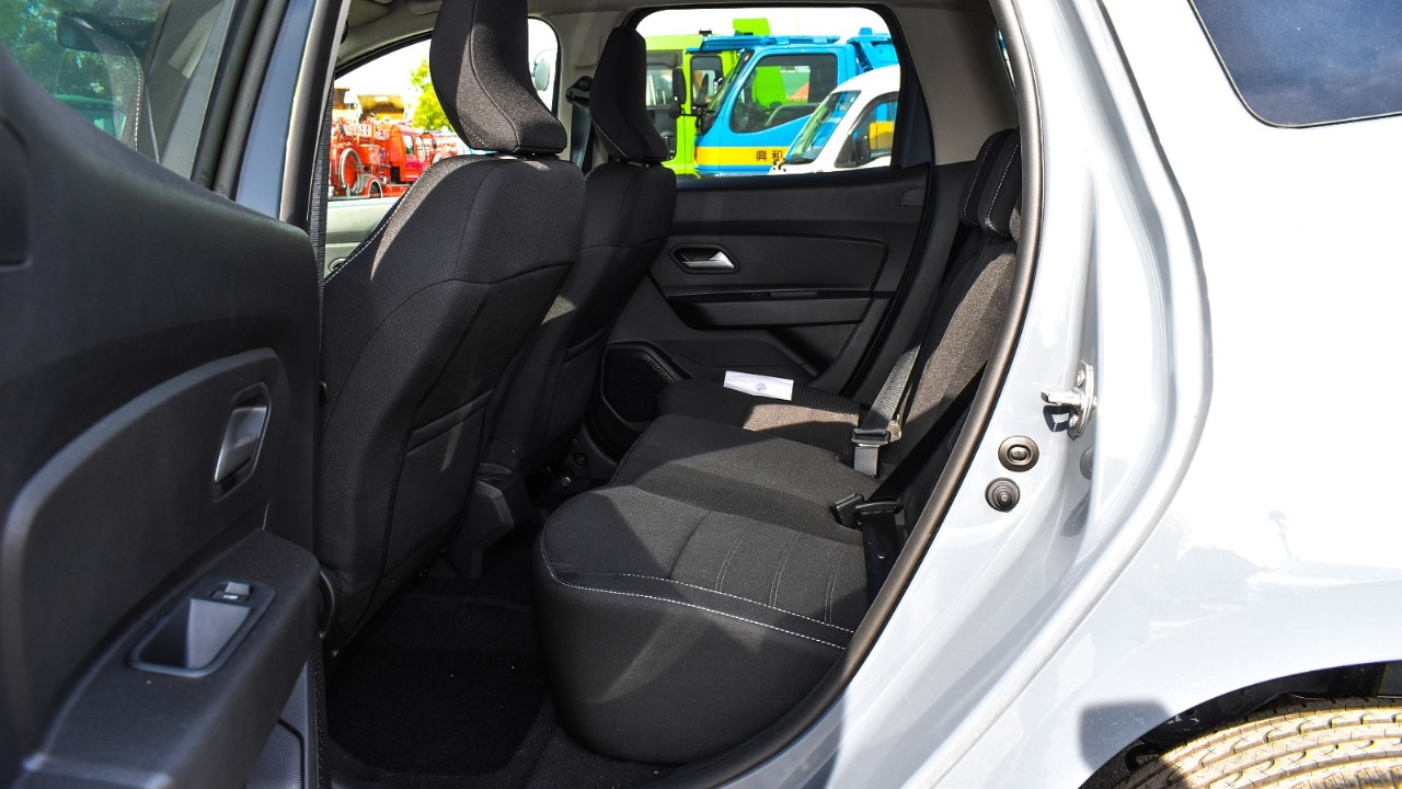 2024 RENAULT DUSTER 1.6L PETROL A/T