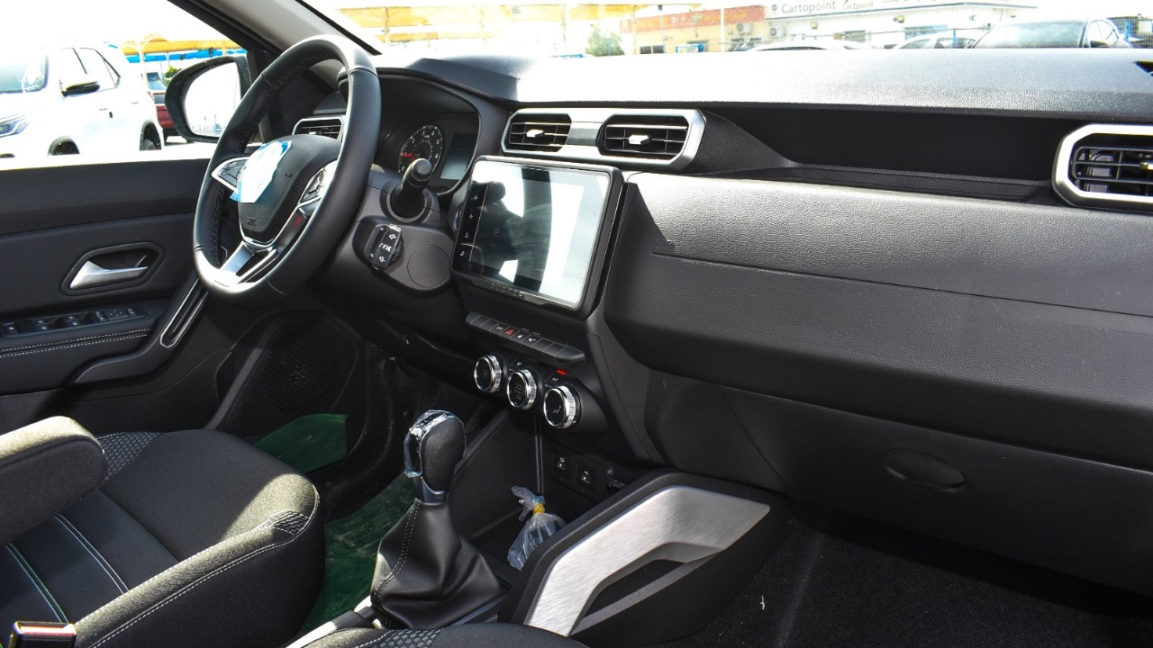 2024 RENAULT DUSTER 1.6L PETROL A/T