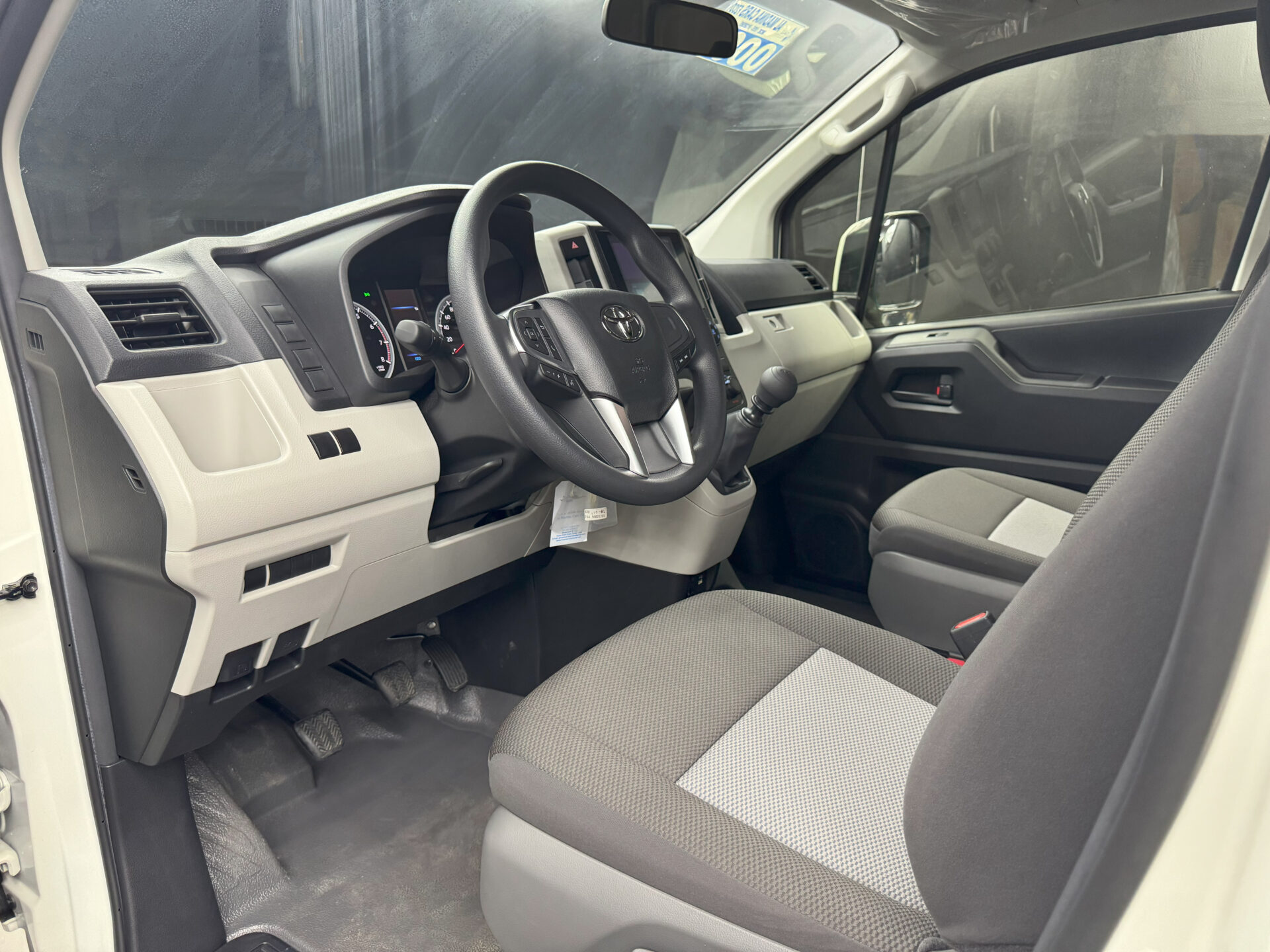 2025 Toyota HiAce 3.5L Manual Petrol