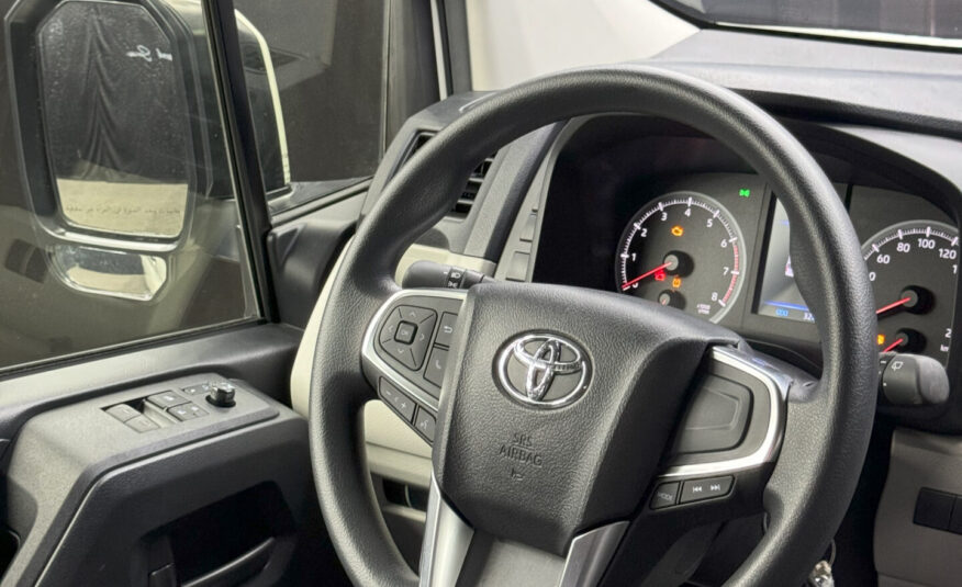 2025 Toyota HiAce 3.5L Manual Petrol