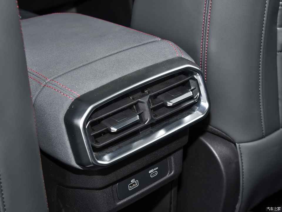 2024 JETOUR T2 2.0L PETROL A/T