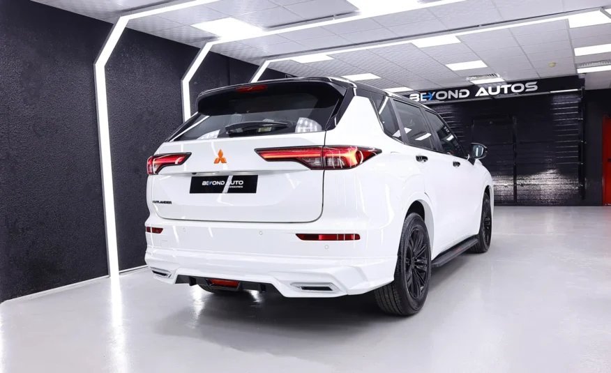 Beyond Auto Accessories _ Outlander V2 _ White _ Body Kit Rear 2022 2023 2024