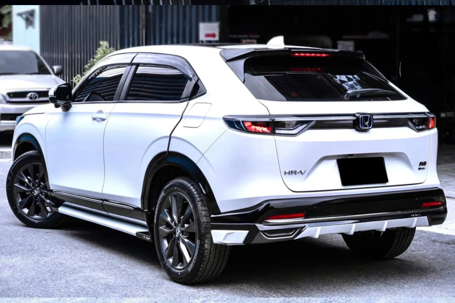 Beyond Auto Accessories _ Honda HR-V _ 2016 2017 2018 2019 2020 2021 2022 2023