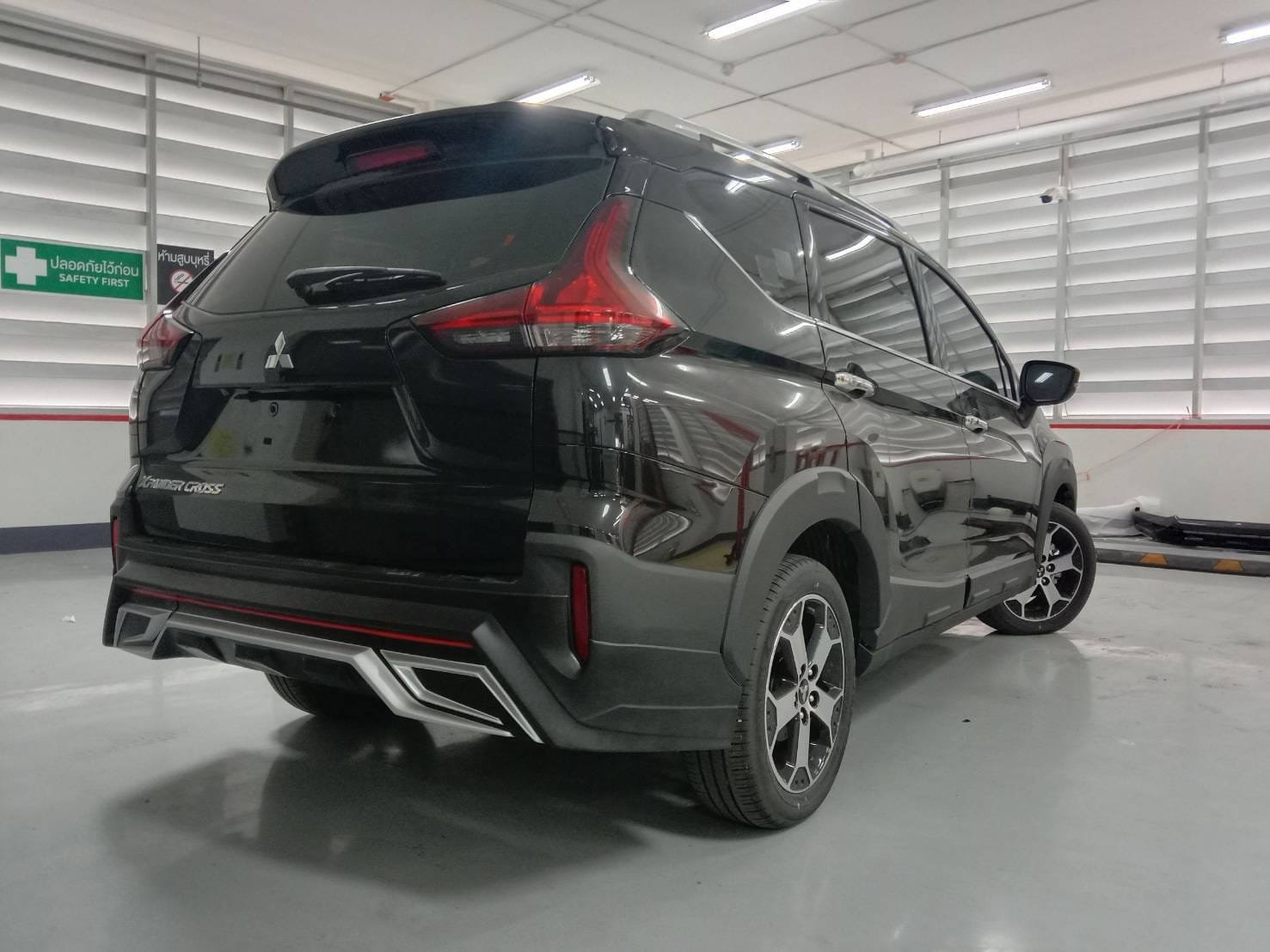 Mitsubishi Xpander Cross Body kit 20232024 Car Body Kits