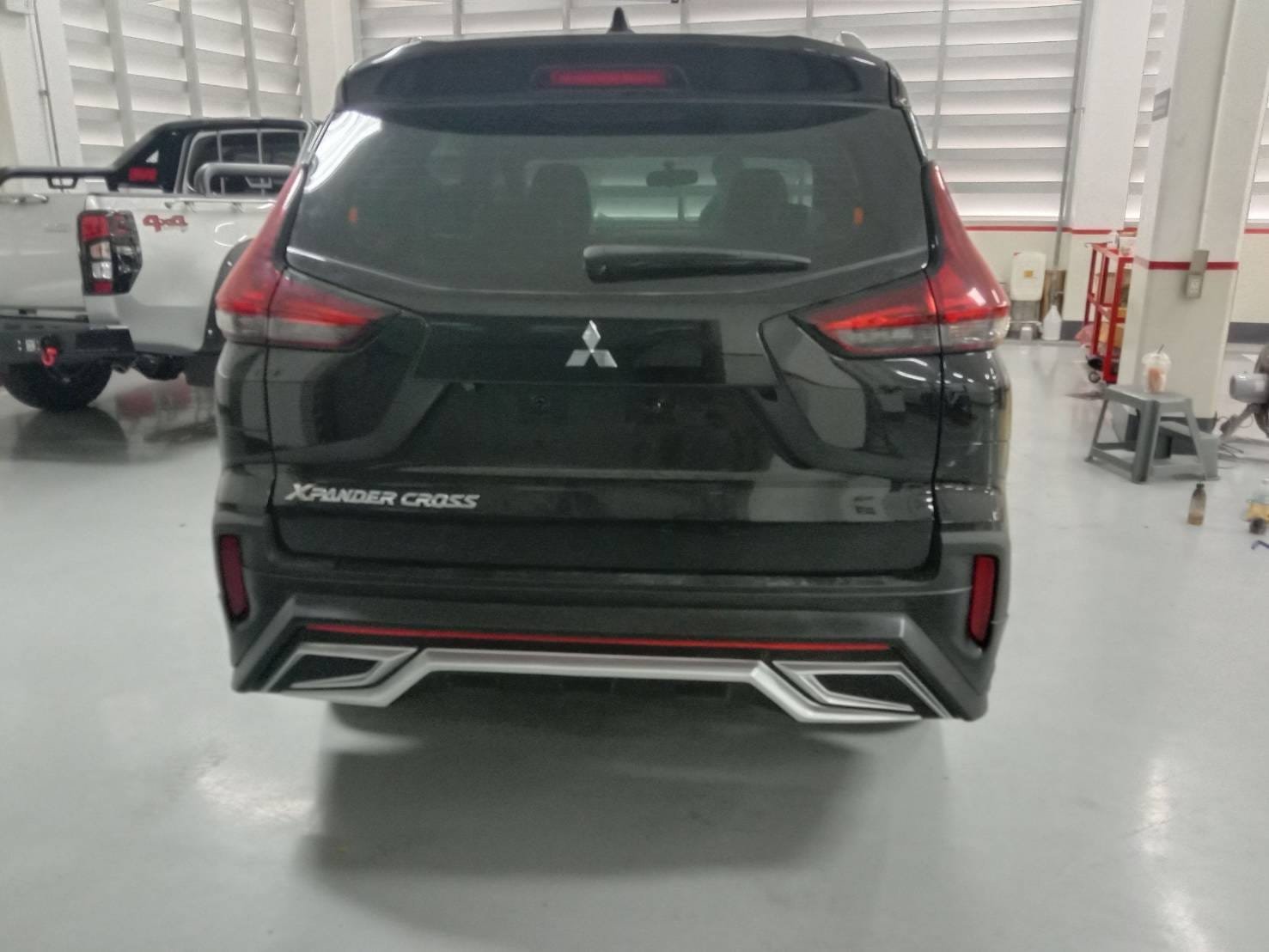 Mitsubishi Xpander Cross Body kit 20232024 Car Body Kits