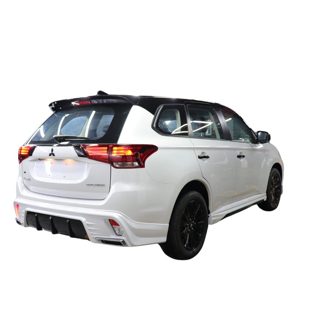 Beyond Auto Accessories _ Outlander V1 _ White _ BK (10)