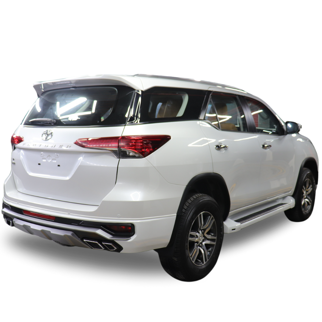 Toyota Fortuner Rear