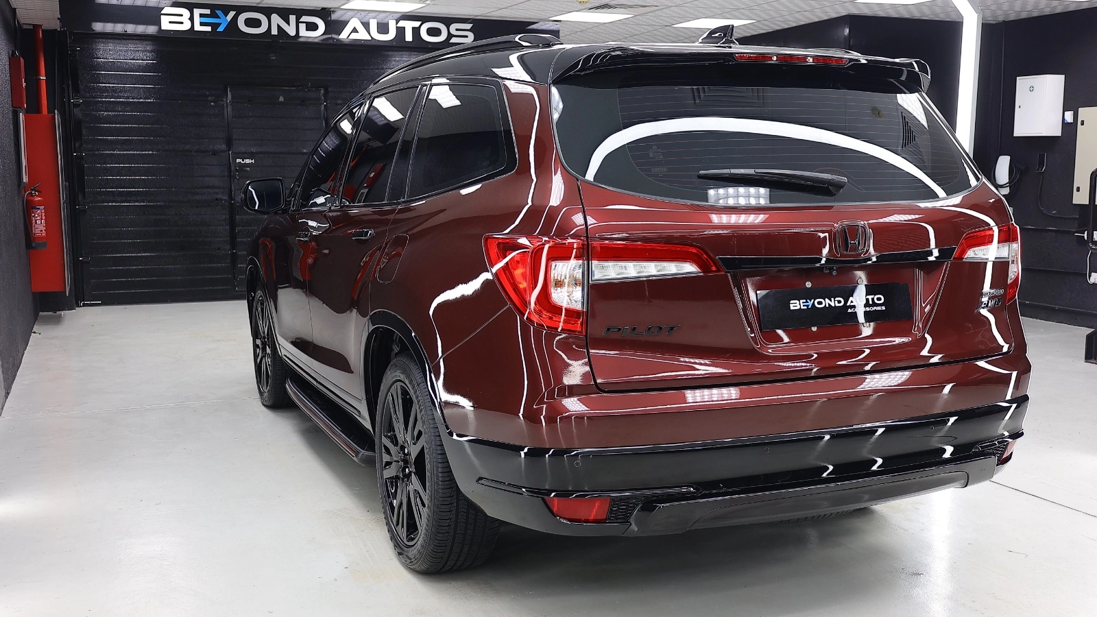 Honda-Pilot-Beyond-Edition-Beyond-Auto-Accessories