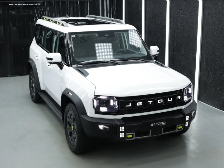 2025 Jetour T2 C-DM 1.5L Turbo Black Interior Alcantara Black - Beyond Autos - www.beyondautos.com