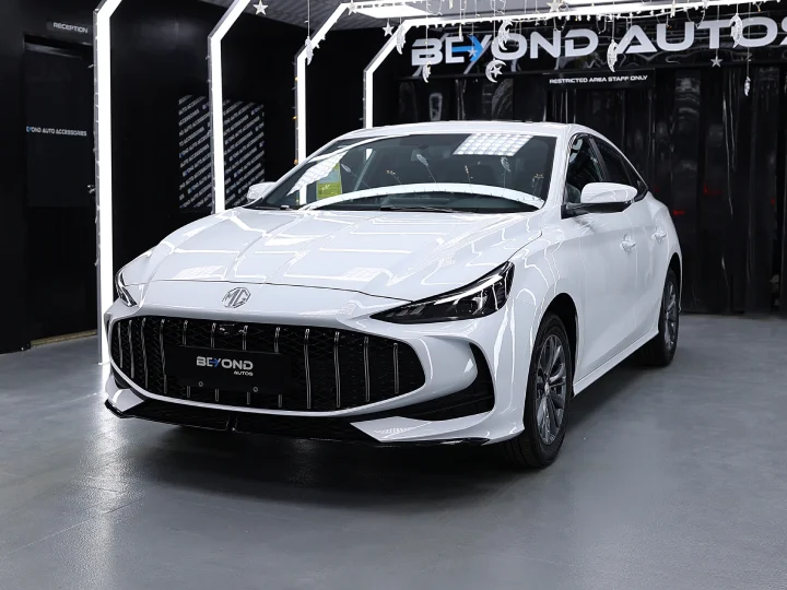 2026 MG MG5 GT 1.5L Comfort White Inside Black & Red- Beyond Autos - www.beyondautos.com