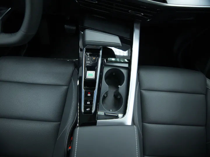 2025 MG ONE 1.5L Turbo White Inside White & Black - Beyond Autos - www.beyondautos.com