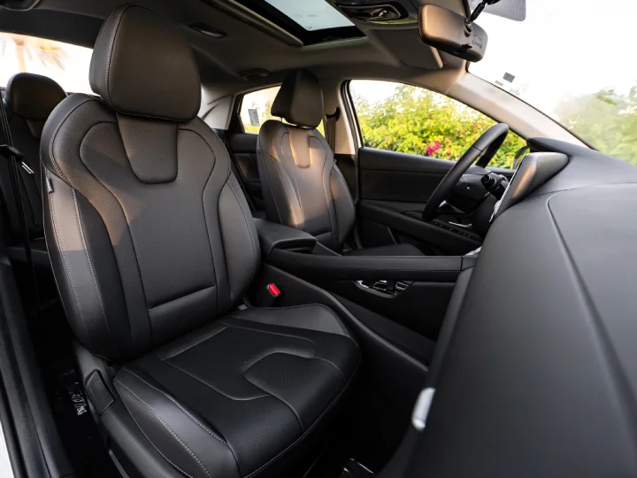 2026 Hyundai Elantra 1.5L GLX Elite White Inside Black - Beyond Autos - www.beyondautos.com