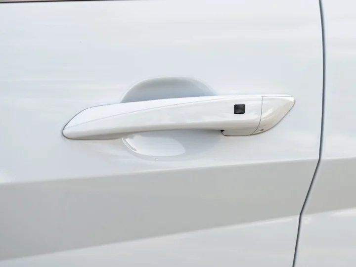 2026 Hyundai Elantra 1.5L GLX Elite White Inside Black - Beyond Autos - www.beyondautos.com