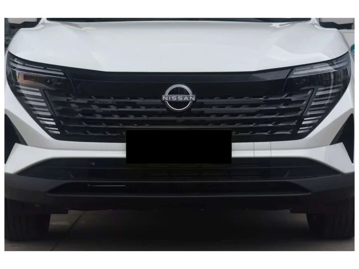 2026 Nissan Qashqai 2.0L Honor White Inside Gray - Beyond Autos - www.beyondautos.com