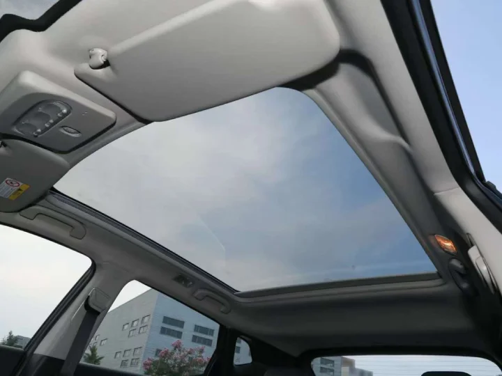 2026 Nissan Qashqai 2.0L Honor White Inside Gray - Beyond Autos - www.beyondautos.com