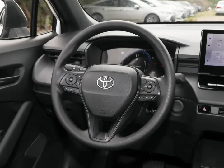 2026 Toyota Corolla Cross 2.0L HEV White Inside Black - Beyond Autos - www.beyondautos.com