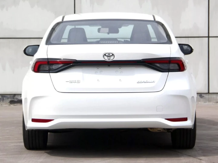 2026 Toyota Corolla Elite 1.8L HEV Facelift White Inside Black - Beyond Autos - www.beyondautos.com