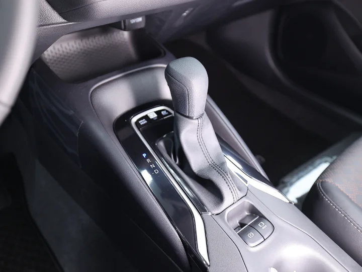 2026 Toyota Corolla Elite 1.8L HEV White Inside Black - Beyond Autos - www.beyondautos.com