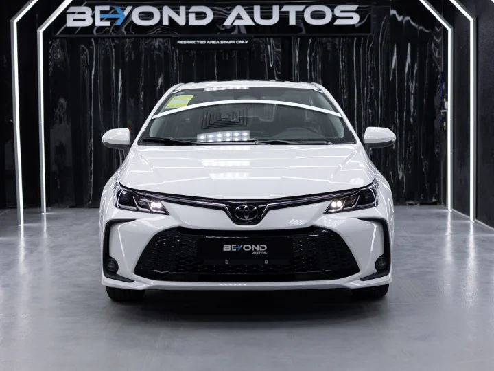 2026 Toyota Corolla Elite 1.8L HEV White Inside Black - Beyond Autos - www.beyondautos.com