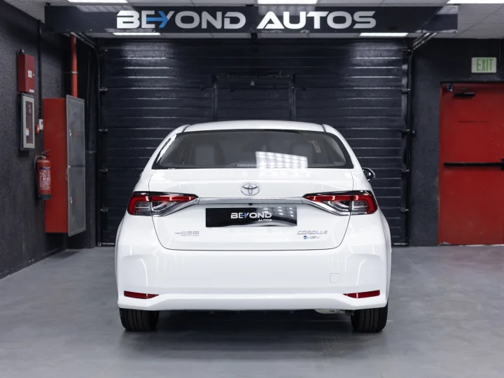 2026 Toyota Corolla Elite 1.8L HEV White Inside Black - Beyond Autos - www.beyondautos.com