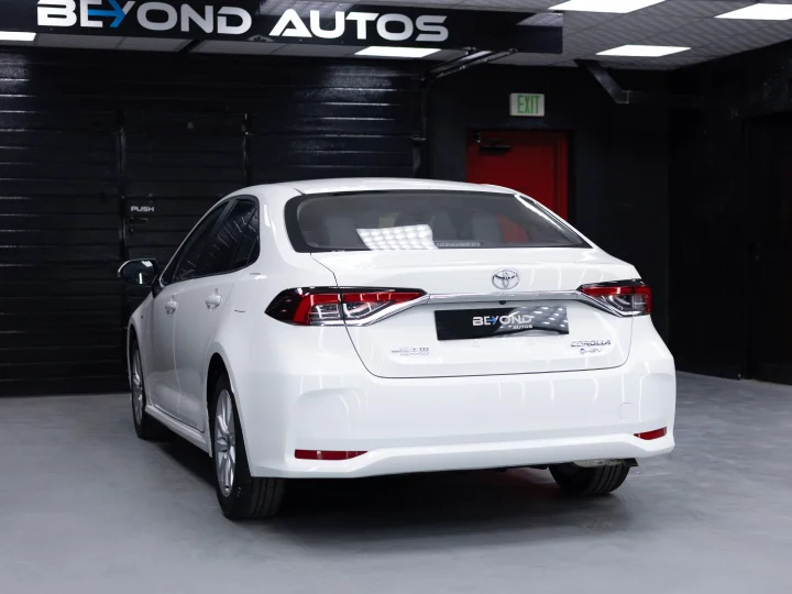 2026 Toyota Corolla Elite 1.8L HEV White Inside Black - Beyond Autos - www.beyondautos.com