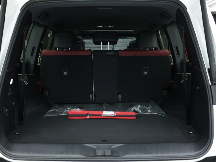 2026 Toyota Land Cruiser LC300 VXR V6 3.3L Diesel Twin Turbo - For Export - Beyond Autos - www.beyondautos.com