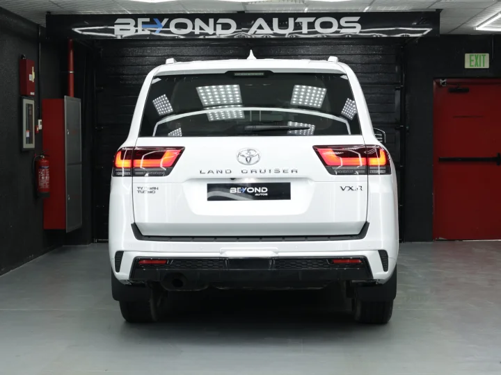 2026 Toyota Land Cruiser LC300 VXR V6 3.3L Diesel Twin Turbo - For Export - Beyond Autos - www.beyondautos.com