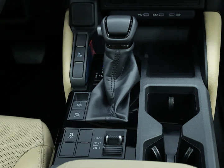 2026 Toyota Land Cruiser Prado J250 2.8L Turbo Black Inside Beige - Beyond Autos - www.beyondautos.com