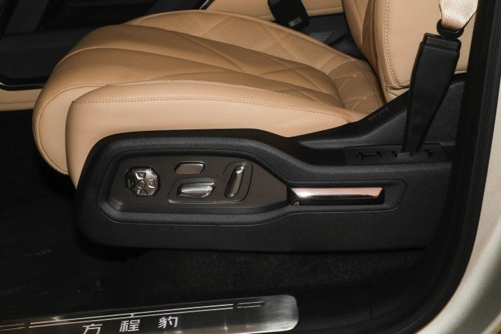 2026 BYD 2.0T 272 hp L4 plug-in hybrid - Beyond Autos - www.beyondautos.com