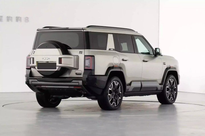 2026 BYD 2.0T 272 hp L4 plug-in hybrid - Beyond Autos - www.beyondautos.com