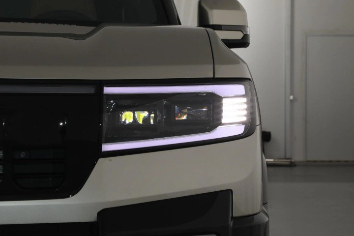 2026 BYD 2.0T 272 hp L4 plug-in hybrid - Beyond Autos - www.beyondautos.com