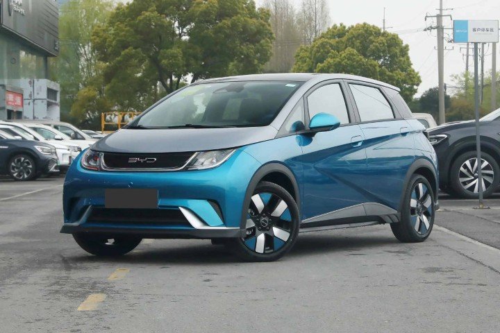 2026 BYD Dolphin Electric Vehicle 204 horsepower - Beyond Autos - www.beyondautos.com