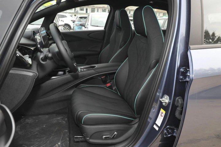 2026 BYD Dolphin Electric Vehicle 204 horsepower - Beyond Autos - www.beyondautos.com