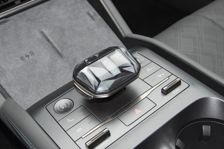 2026 BYD Qin L DM-i 1.5L L4 PHEV - Beyond Autos - www.beyondautos.com