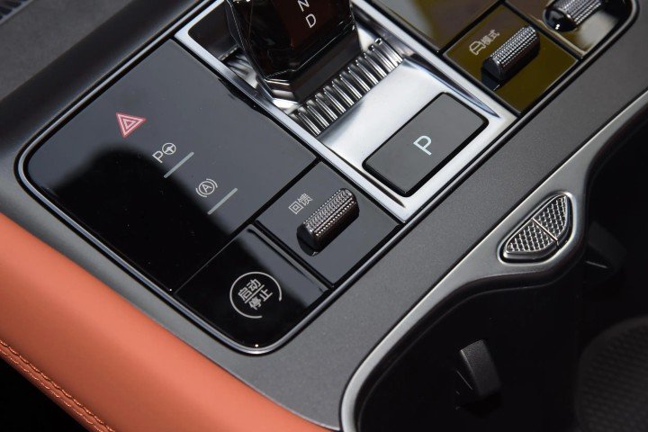 2026 BYD Sea Lion 07 Electric Vehicle 530 horsepower - Beyond Autos - www.beyondautos.com