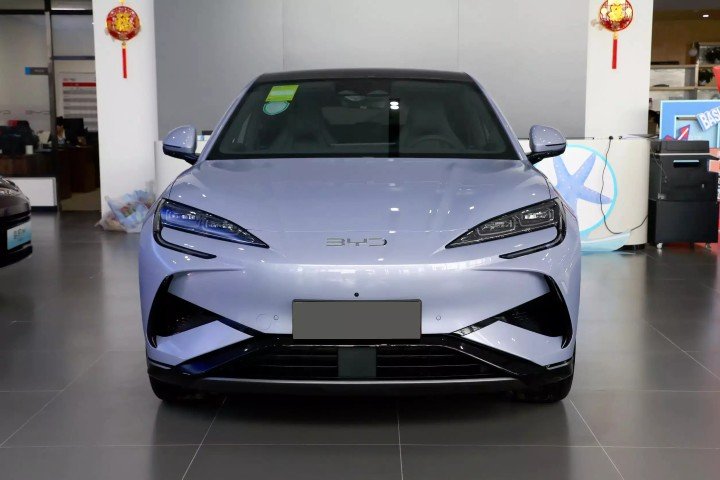 2026 BYD Sea Lion 07 Electric Vehicle 530 horsepower - Beyond Autos - www.beyondautos.com