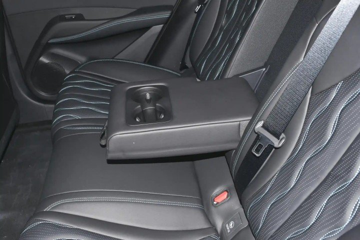 2026 BYD Seal 06 DM-i 1.5L L4 PHEV - Beyond Autos - www.beyondautos.com