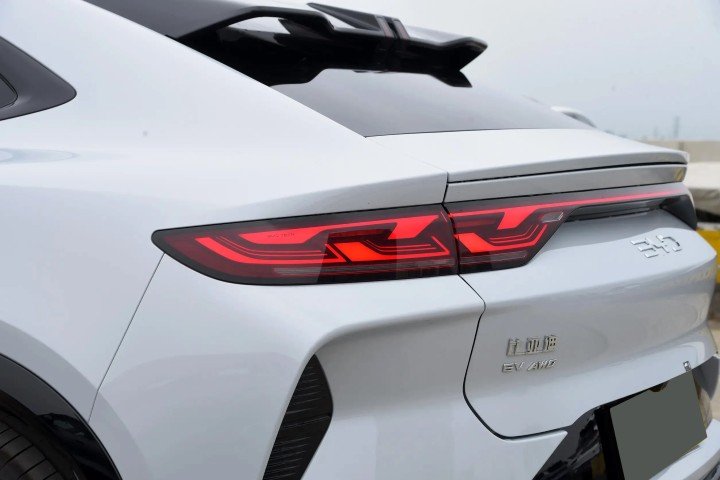 2026 BYD Song L Electric Vehicle 517 horsepower - Beyond Autos - www.beyondautos.com