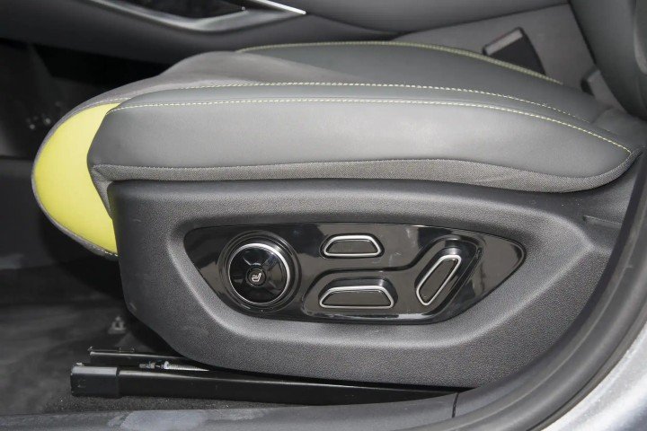 2026 BYD Song L Electric Vehicle 517 horsepower - Beyond Autos - www.beyondautos.com