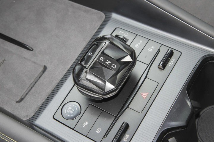 2026 BYD Song L Electric Vehicle 517 horsepower - Beyond Autos - www.beyondautos.com