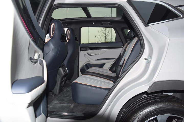 2026 BYD Song PLUS Electric Vehicle 218 horsepower - Beyond Autos - www.beyondautos.com