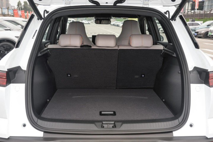 2026 BYD Song Pro DM-i 1.5L PHEV Petrol - Beyond Autos - www.beyondautos.com