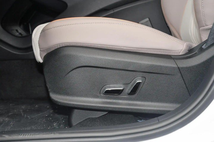 2026 BYD Song Pro DM-i 1.5L PHEV Petrol - Beyond Autos - www.beyondautos.com