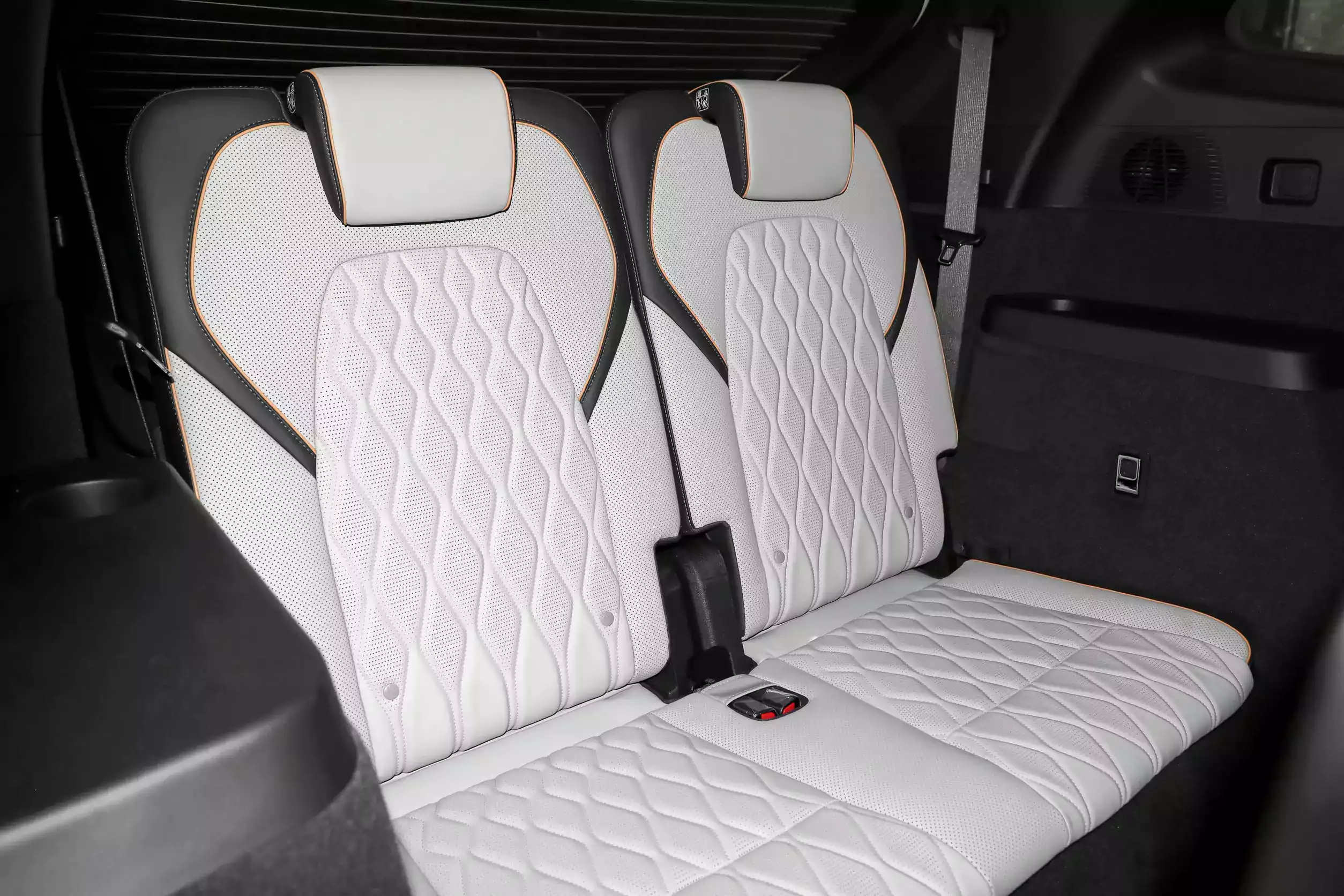 2026 BYD Tang Electric Vehicle 517 horsepower - Beyond Autos - www.beyondautos.com